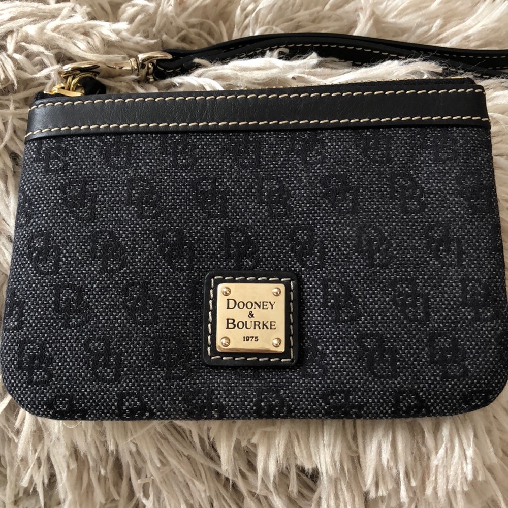 Authentic Dooney & Bourke wristlet